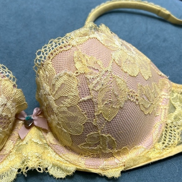 Victoria's Secret Body By Victoria Lined Demi Double Buste Bra size 34B - Picture 4 of 9